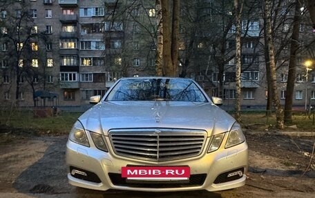Mercedes-Benz E-Класс, 2009 год, 2 000 000 рублей, 7 фотография