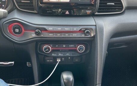 Hyundai Veloster II, 2019 год, 2 350 000 рублей, 16 фотография