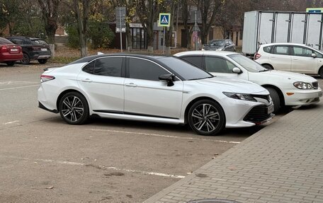 Toyota Camry, 2019 год, 3 000 000 рублей, 6 фотография