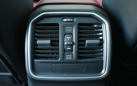 Porsche Macan I рестайлинг, 2026 год, 12 790 000 рублей, 32 фотография