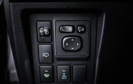 Toyota Land Cruiser Prado 150 рестайлинг 2, 2013 год, 3 785 000 рублей, 19 фотография