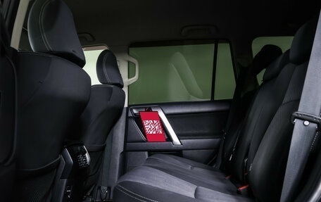 Toyota Land Cruiser Prado 150 рестайлинг 2, 2013 год, 3 785 000 рублей, 12 фотография