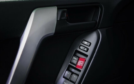 Toyota Land Cruiser Prado 150 рестайлинг 2, 2013 год, 3 785 000 рублей, 18 фотография