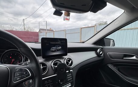 Mercedes-Benz GLA, 2018 год, 2 560 000 рублей, 11 фотография