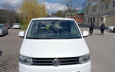 Volkswagen Caravelle T5, 2011 год, 2 600 000 рублей, 1 фотография