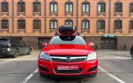 Opel Astra H, 2011 год, 850 000 рублей, 1 фотография