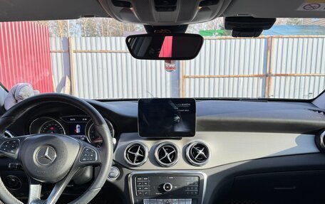 Mercedes-Benz GLA, 2018 год, 2 560 000 рублей, 16 фотография