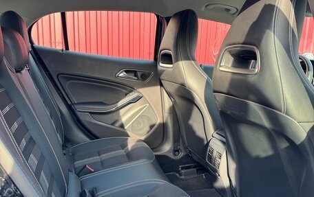 Mercedes-Benz GLA, 2018 год, 2 560 000 рублей, 13 фотография