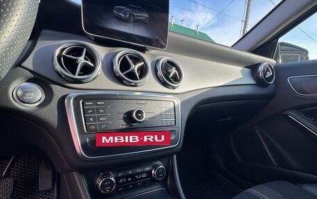 Mercedes-Benz GLA, 2018 год, 2 560 000 рублей, 18 фотография