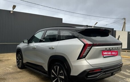 Geely Atlas, 2023 год, 2 650 000 рублей, 4 фотография