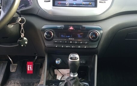 Hyundai Tucson III, 2016 год, 1 420 000 рублей, 16 фотография