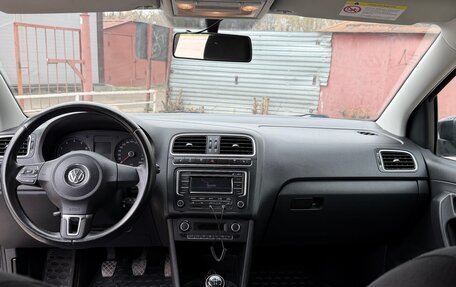 Volkswagen Polo VI (EU Market), 2013 год, 840 000 рублей, 24 фотография