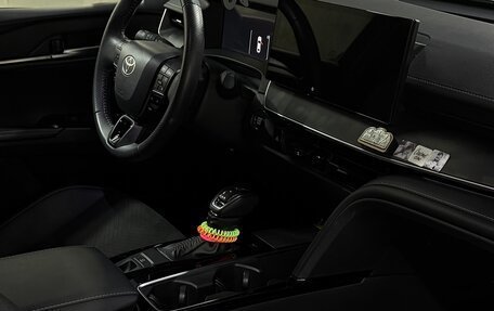 Toyota Camry, 2024 год, 3 900 000 рублей, 6 фотография