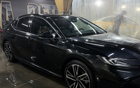 Toyota Camry, 2024 год, 3 900 000 рублей, 3 фотография