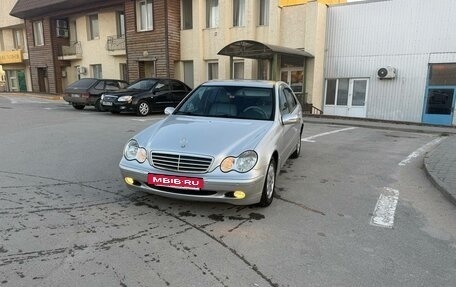 Mercedes-Benz C-Класс, 2001 год, 600 000 рублей, 2 фотография