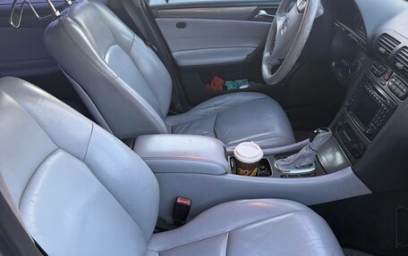 Mercedes-Benz C-Класс, 2001 год, 600 000 рублей, 21 фотография