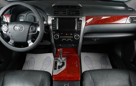 Toyota Camry, 2012 год, 1 729 000 рублей, 13 фотография