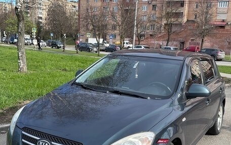 KIA cee'd I рестайлинг, 2009 год, 650 000 рублей, 2 фотография