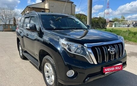 Toyota Land Cruiser Prado 150 рестайлинг 2, 2014 год, 2 850 000 рублей, 3 фотография