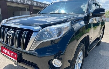 Toyota Land Cruiser Prado 150 рестайлинг 2, 2014 год, 2 850 000 рублей, 4 фотография