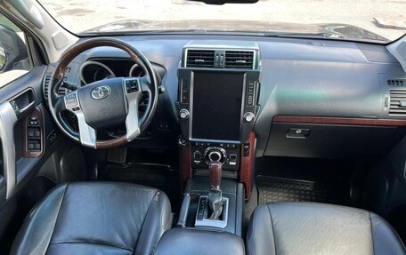 Toyota Land Cruiser Prado 150 рестайлинг 2, 2014 год, 2 850 000 рублей, 9 фотография