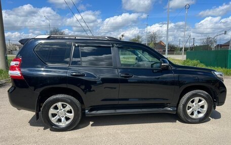 Toyota Land Cruiser Prado 150 рестайлинг 2, 2014 год, 2 850 000 рублей, 8 фотография