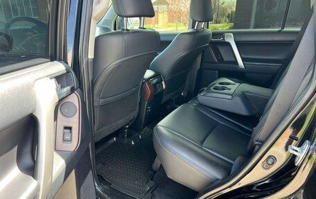 Toyota Land Cruiser Prado 150 рестайлинг 2, 2014 год, 2 850 000 рублей, 19 фотография