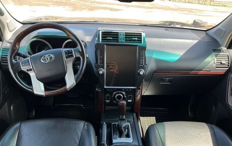 Toyota Land Cruiser Prado 150 рестайлинг 2, 2014 год, 2 850 000 рублей, 21 фотография