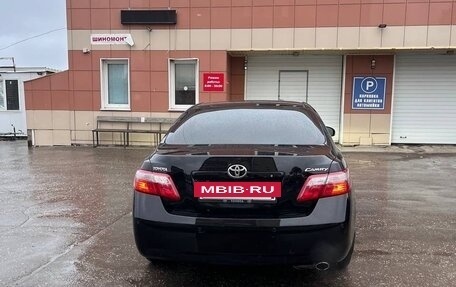 Toyota Camry, 2010 год, 1 050 000 рублей, 2 фотография