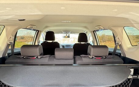 Toyota RAV4, 2018 год, 2 700 000 рублей, 23 фотография