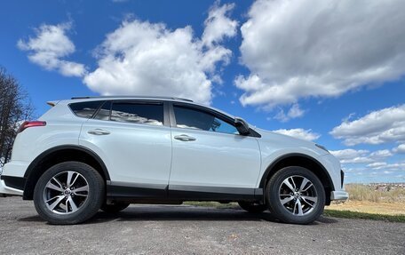 Toyota RAV4, 2018 год, 2 700 000 рублей, 19 фотография