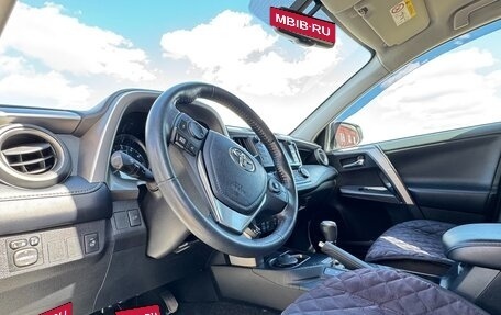 Toyota RAV4, 2018 год, 2 700 000 рублей, 31 фотография