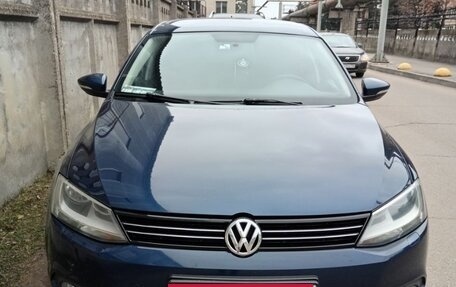Volkswagen Jetta VI, 2012 год, 1 120 000 рублей, 5 фотография