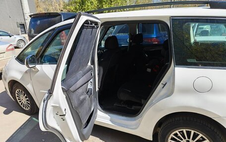 Citroen C4 Picasso II рестайлинг, 2009 год, 560 000 рублей, 17 фотография