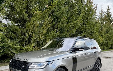 Land Rover Range Rover IV рестайлинг, 2018 год, 4 700 000 рублей, 2 фотография