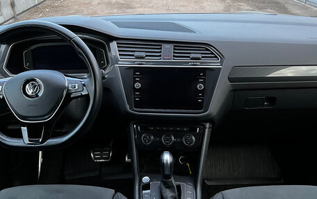 Volkswagen Tiguan II, 2020 год, 3 650 000 рублей, 13 фотография