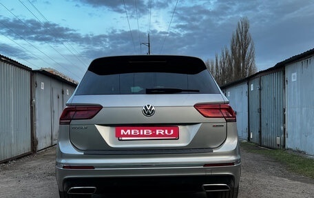 Volkswagen Tiguan II, 2020 год, 3 650 000 рублей, 6 фотография