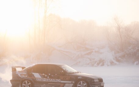 BMW 3 серия, 1995 год, 550 000 рублей, 2 фотография