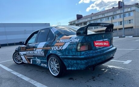 BMW 3 серия, 1995 год, 550 000 рублей, 17 фотография