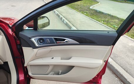 Lincoln MKZ II рестайлинг, 2020 год, 3 050 000 рублей, 13 фотография
