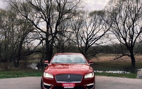 Lincoln MKZ II рестайлинг, 2020 год, 3 050 000 рублей, 9 фотография
