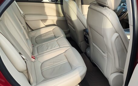 Lincoln MKZ II рестайлинг, 2020 год, 3 050 000 рублей, 23 фотография