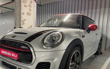 MINI Hatch, 2016 год, 2 300 000 рублей, 18 фотография