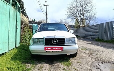 Mercedes-Benz E-Класс, 1992 год, 470 000 рублей, 2 фотография