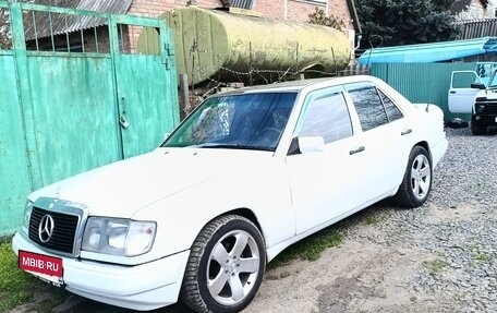 Mercedes-Benz E-Класс, 1992 год, 470 000 рублей, 4 фотография