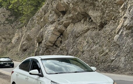 Hyundai Solaris II рестайлинг, 2017 год, 1 100 000 рублей, 9 фотография