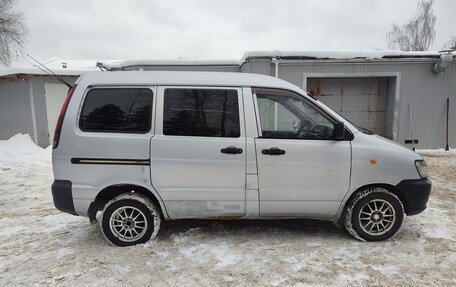Toyota Town Ace III, 1998 год, 280 000 рублей, 12 фотография