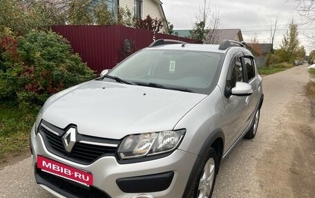 Renault Sandero II рестайлинг, 2017 год, 1 000 000 рублей, 7 фотография