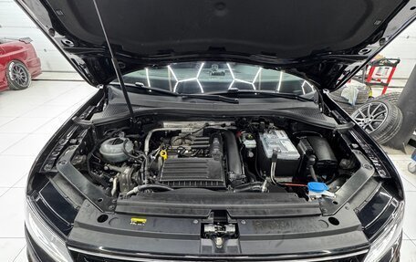 Volkswagen Tiguan II, 2017 год, 2 080 000 рублей, 5 фотография