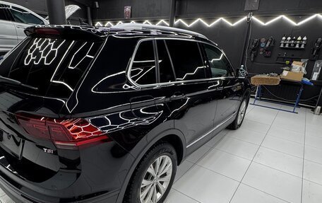 Volkswagen Tiguan II, 2017 год, 2 080 000 рублей, 8 фотография